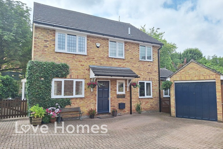 Sharpenhoe Road, Barton-Le-Clay, MK45 4SD