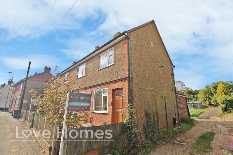 Station Road, Toddington