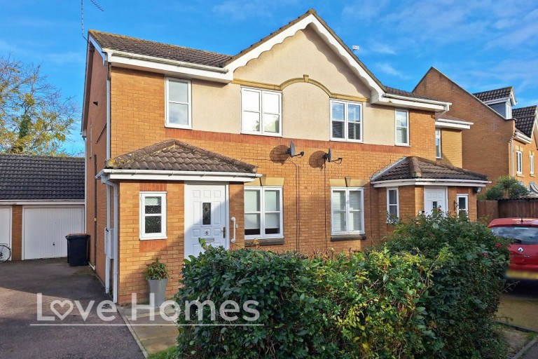 Smithcombe Close, Barton-Le-Clay, MK45 4PL