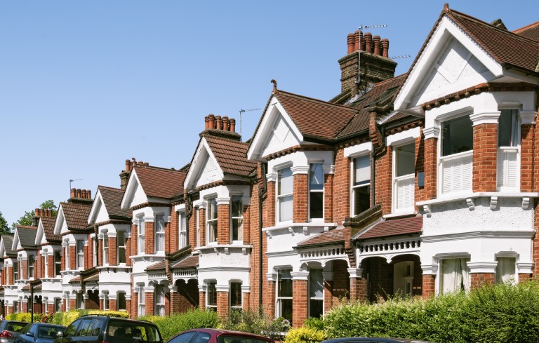 Why Home Buyers Need a Local Estate Agent